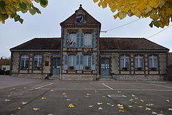 Mairie-ecole-mesnil-sellières 01